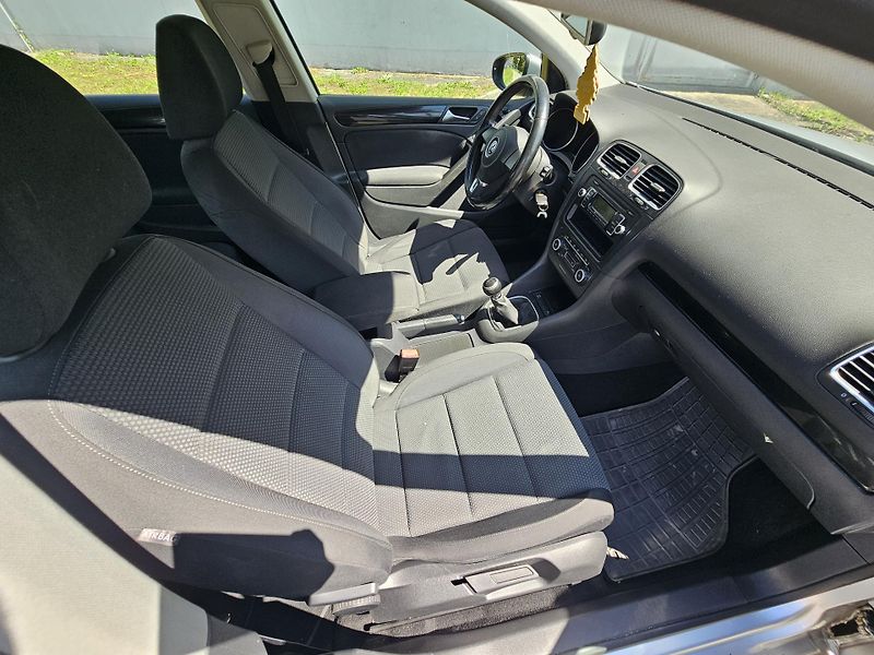 Volkswagen Golf (2008) 6 2.0TDI KLIMA - fotka 17 z 20