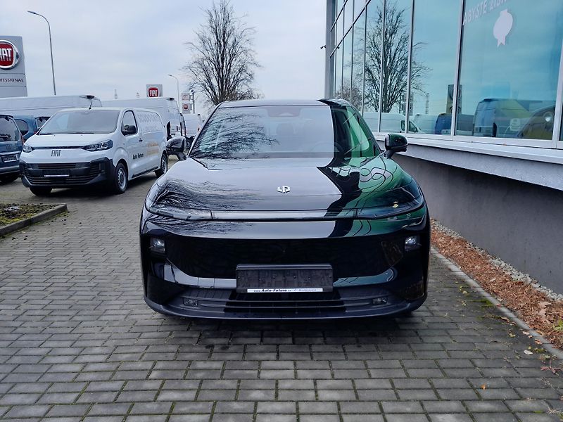 Leapmotor B10 (2026)  Design 1,5 EV hybrid  - fotka 10 z 44