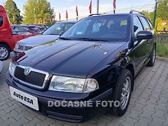 Škoda Octavia (2010) 1.9 TDi, 1.maj,ČR, AC, tažné - fotografie inzerátu
