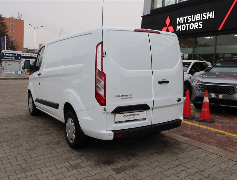 Ford Transit Custom 2,0 TDCi ČR 1 MAJITEL - fotka 6 z 27