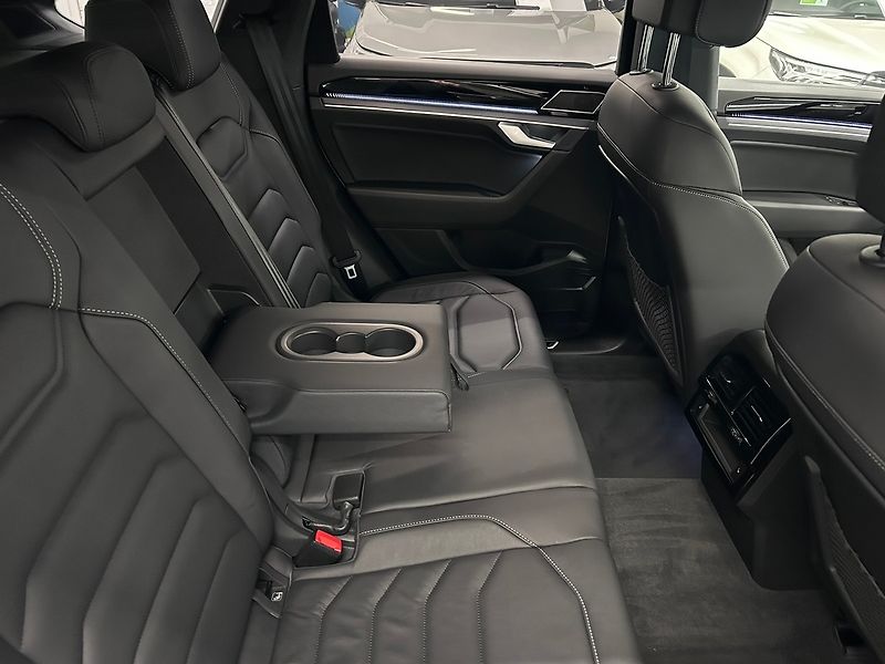 Volkswagen Touareg (2023) TDI 210kW facelift 2024 | Zár1 - fotka 33 z 80
