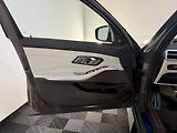 BMW M3 Competition xDrive NEW Indiv. - náhled 14