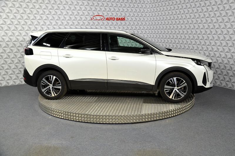 Peugeot 5008 (2023) - fotka 4 z 22