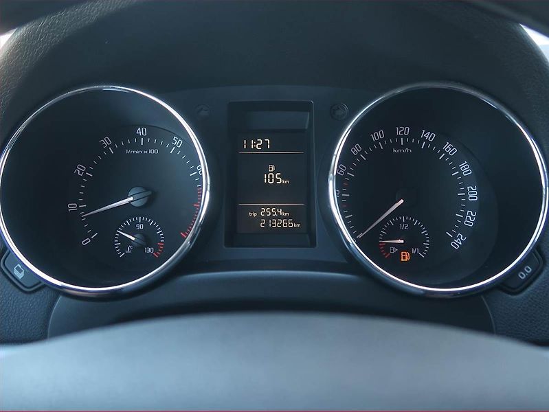 Škoda Yeti (2010) Ambition 1.2 TSI, Serv.kniha - fotka 11 z 16