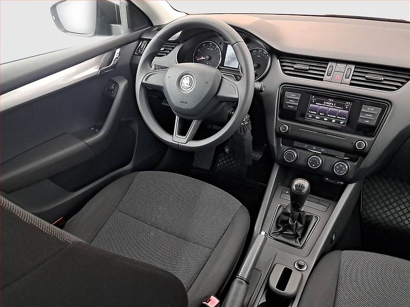 Škoda Octavia (2015) 1.4 TSI CNG, ČR,1.maj - fotka 7 z 14