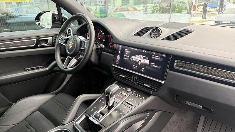 Porsche Cayenne S - fotka 23 z 29