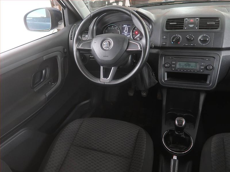 Škoda Fabia (2013) 1.2 TSI, po STK, slušný stav - fotka 7 z 16