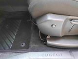 Peugeot 5008 (2020) 1,2 PT EAT8 17ALU PDC NAVI - náhled 15