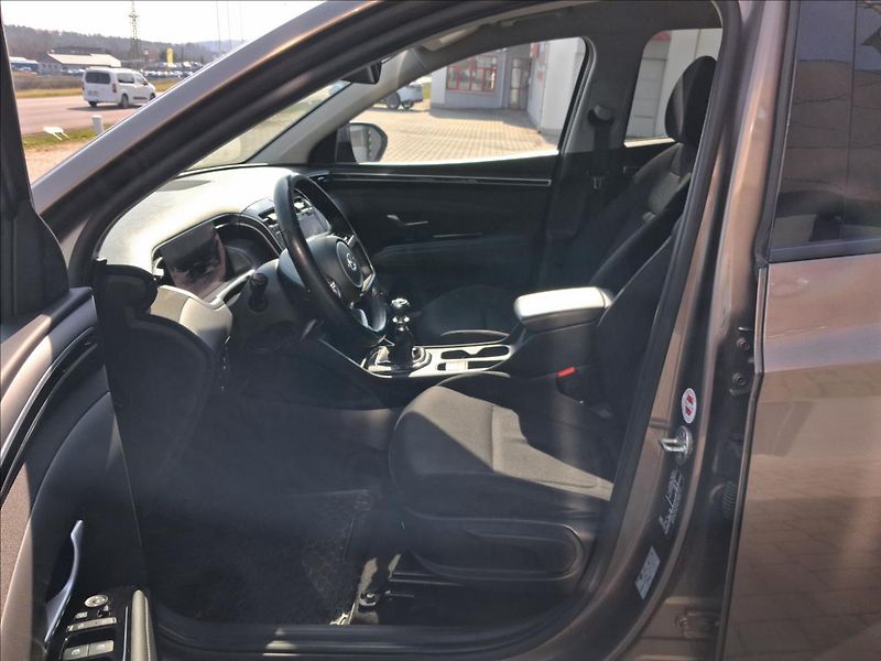 Hyundai Tucson 1,6 CRDi Smart - fotka 8 z 16