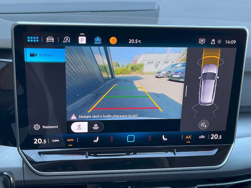 Volkswagen Golf Variant (2024) 1,5 eTSI 85 kW Life - fotka 14 z 34