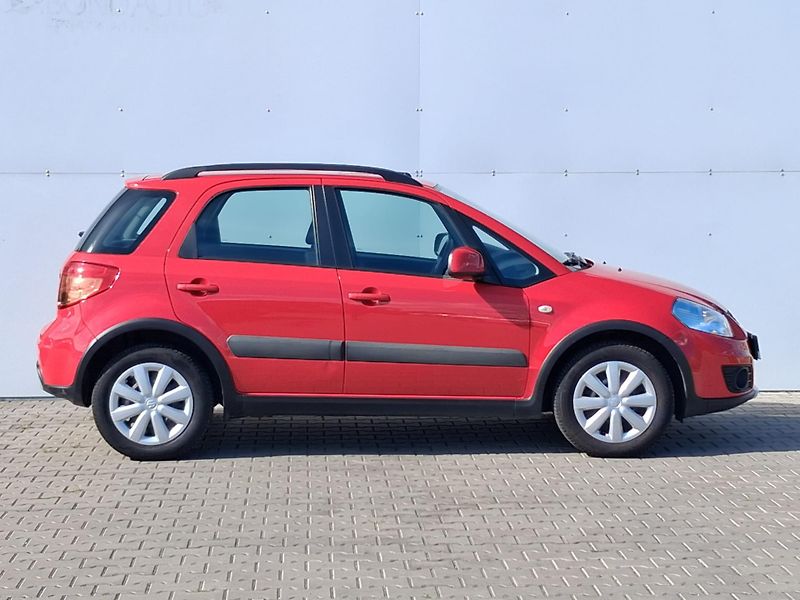 Suzuki SX4 1.6 VVT 88Kw - fotka 8 z 20