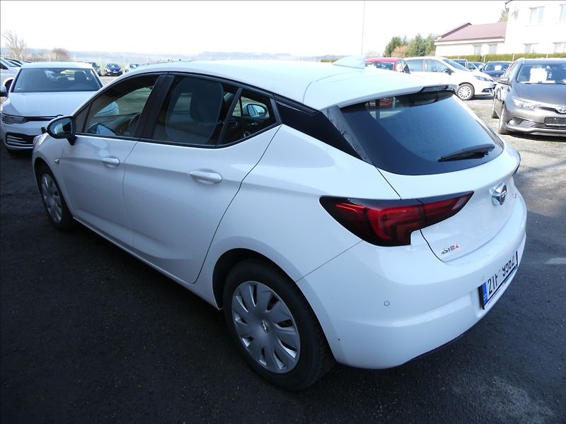 Opel Astra 1,6 CDTi 81kW,2x kola,serviska - fotka 7 z 40