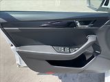 Škoda Superb 2,0 DSG 4x4 L&K LEDmatrix+360° - náhled 15