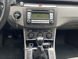 Volkswagen Passat (2008) 1,9 TDi 77 Kw TAŽNÉ - náhled 14