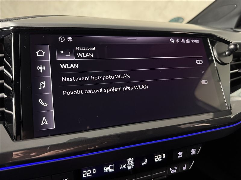 Audi Q4 e-tron 150kW S-Line LED Kamera - fotka 35 z 45