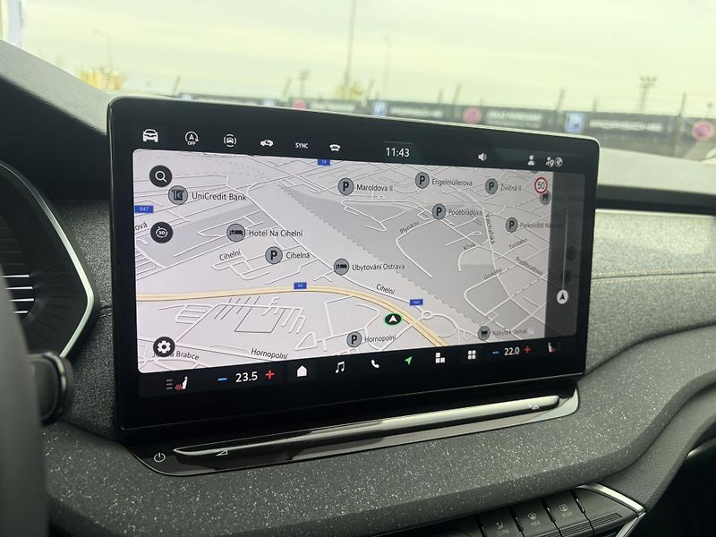Škoda Octavia 2.0TDI 110 kW DSG TOP SELECTIO - fotka 20 z 22