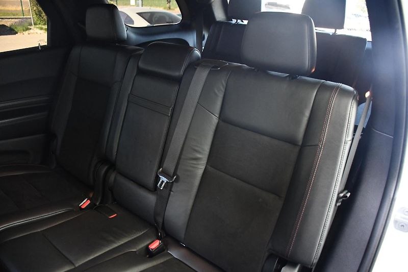 Dodge Durango 5,7L V8 RWD - fotka 22 z 58
