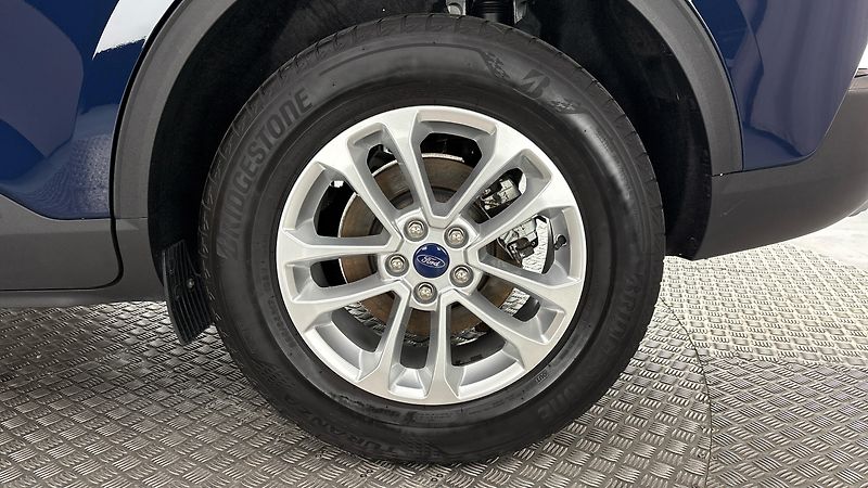 Ford Kuga 1.5 Ecoboost Titanium - fotka 19 z 26