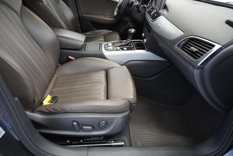 Audi A6 Allroad 3.0 TDi S LINE QUTTRO AUTOMAT - fotka 31 z 36