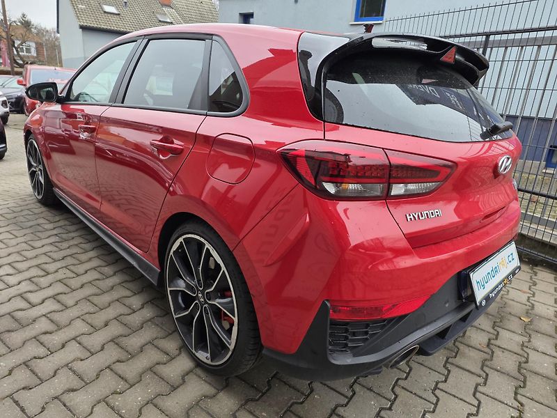 Hyundai i30 2.0N-ZÁRUKA-NÍZKÉ KM-1.MAJITEL - fotka 7 z 13