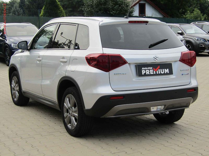 Suzuki Vitara (2022) 1.4 BJet, ČR, Premium, STK3 - fotka 6 z 16
