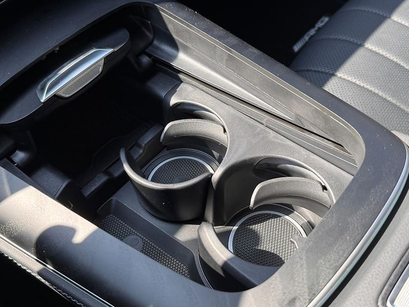 Mercedes-Benz Třídy E (2026) E 450 d 4MATIC - fotka 15 z 24