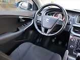 Volvo V40 (2016) 2.0 T2, Navi, Tempomat - náhled 7