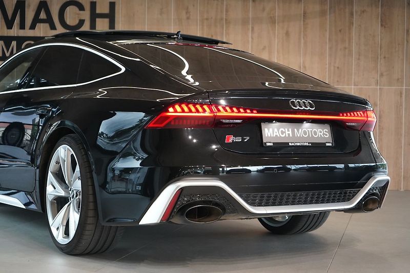 Audi RS 7 Carbon, B&O, Matrix, Ventilace - fotka 11 z 50