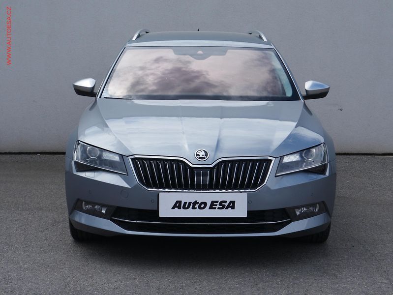 Škoda Superb (2017) 1.6TDi, DSG, navi, xenon - fotka 2 z 21
