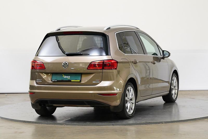 Volkswagen Golf Sportsvan - fotka 2 z 23