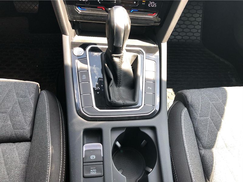 Volkswagen Passat Variant 2.0 TDi DSG 7st. Busin - fotka 21 z 30