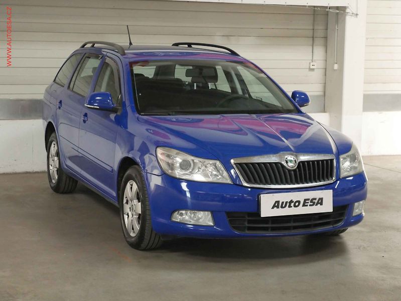 Škoda Octavia (2009) 1.6 TDi, ČR, AC, TZ, navi - fotografie inzerátu