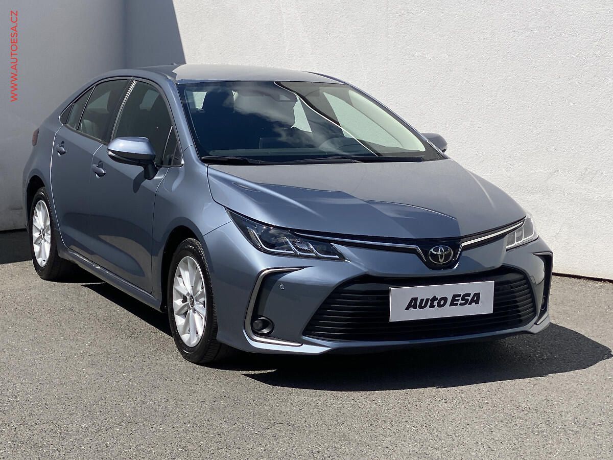 Toyota Corolla 1.5 VVT-i, 2.maj,ČR, Comfort