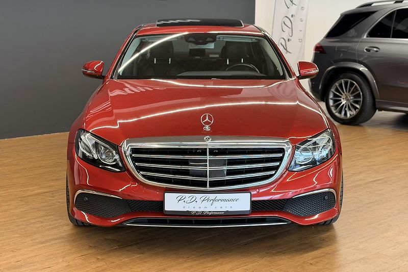 Mercedes-Benz Třídy E (2018) E 200d Exclusive - fotka 5 z 103
