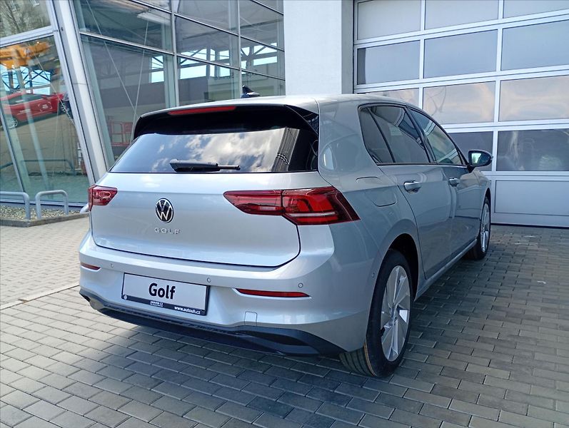 Volkswagen Golf (2026) 1,5 TSI 85kW 6G  People - fotka 5 z 15