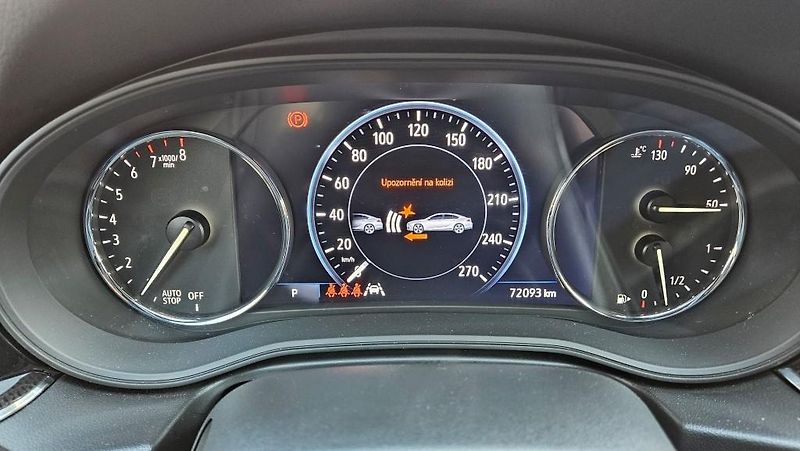 Opel Insignia (2021) 2.0i Turbo 125 kW AT9 Elegance - fotka 19 z 31