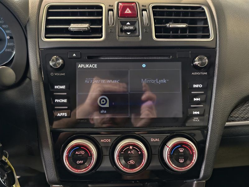 Subaru Forester 2.0 i 4x4, A/T, EXECUTIVE, DPH - fotka 16 z 26