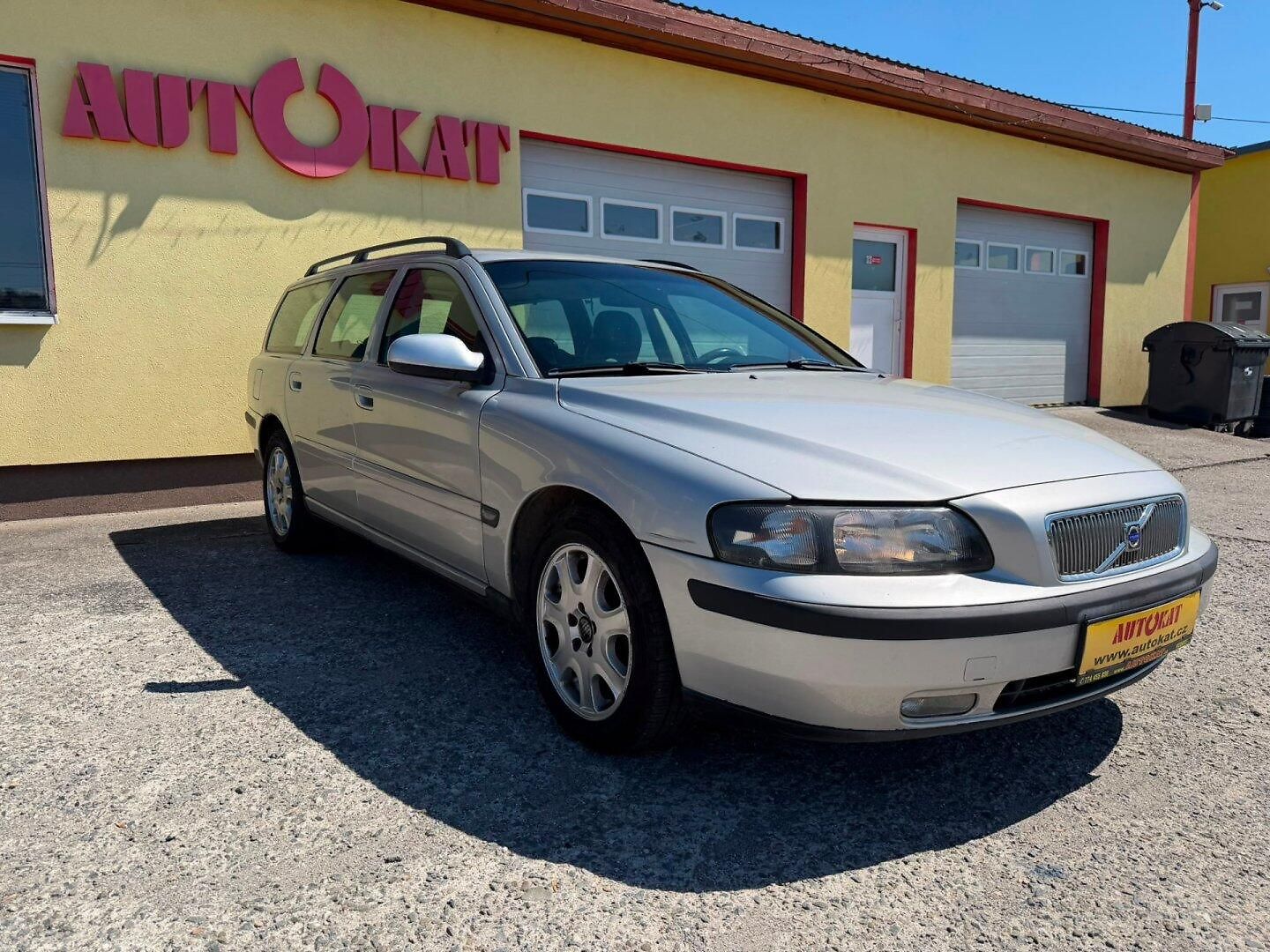 Volvo V70 2.4D 120kW/Klima/Tažné/Temp.