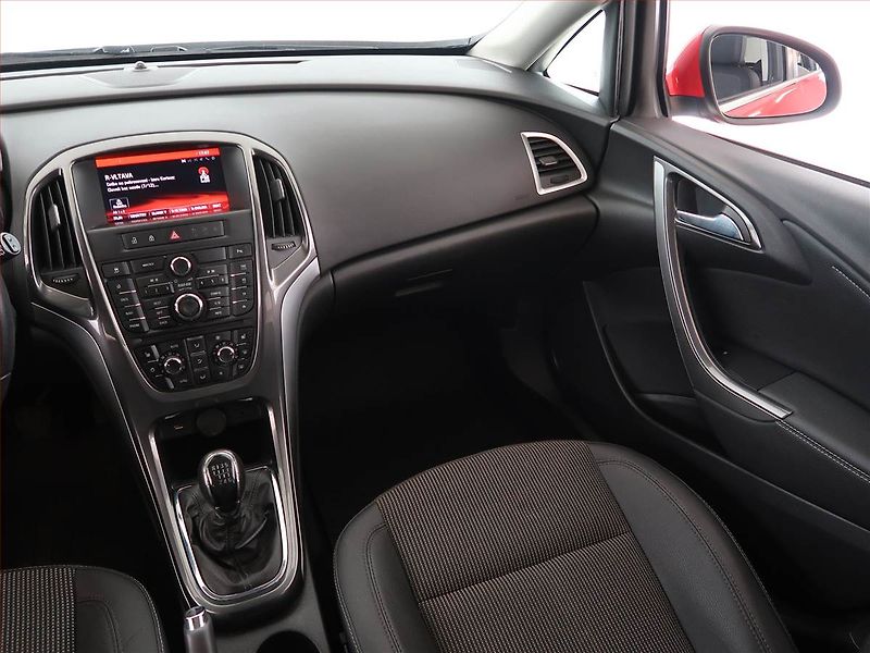 Opel Astra (2014) 1.6 CDTI, ČR,1.maj, Tempomat - fotka 8 z 18