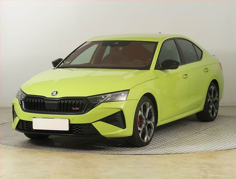 Škoda Octavia (2024) RS 2.0 TSI - fotka 2 z 31