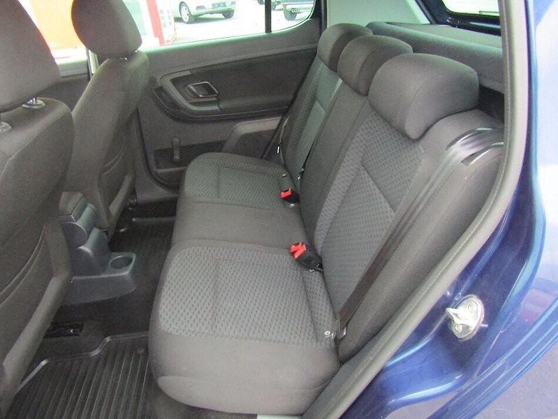Škoda Fabia 1.2 /51kW.....73997 km  ČR - fotka 26 z 58
