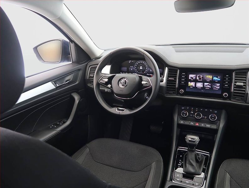 Škoda Kodiaq (2023) 2.0 TDI, digi klima - fotka 7 z 27