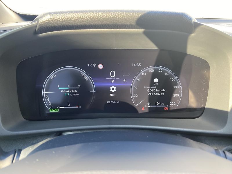Toyota C-HR 2.0 HSD e-CVT Style - fotka 16 z 21