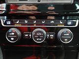 Volkswagen Golf (2013) 1.4TSI, Klima - náhled 18