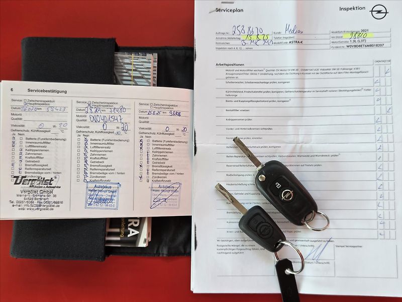 Opel Astra 1,4 Turbo 107kW Edition 1.maj - fotka 7 z 23