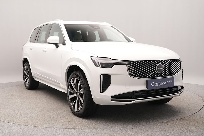 Volvo XC90 (2026) B5 AWD AUT CORE 7míst - fotka 10 z 17