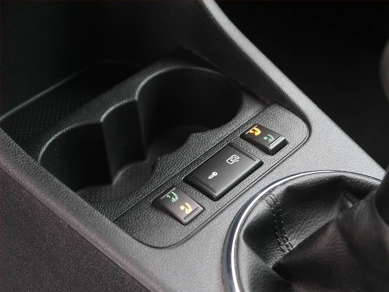 Škoda Roomster (2011) Style 1.6 TDI, Serv.kniha - fotka 16 z 16