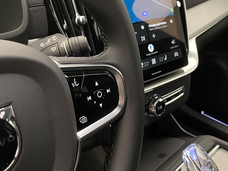 Volvo XC90 (2026) B5 AWD AUT BLACK EDITION PLUS  - fotka 27 z 73