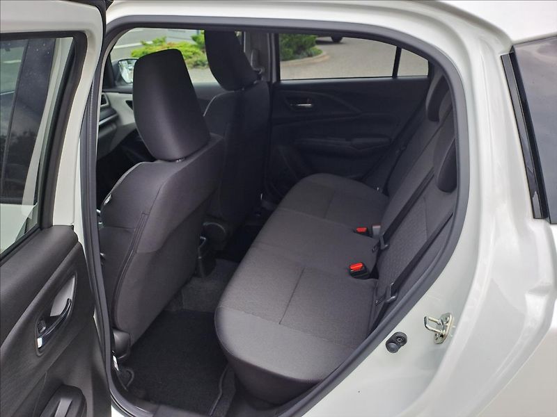 Suzuki Swift (2026) 1,2 ELEGANCE HYBRID CVT MY26 - fotka 18 z 22