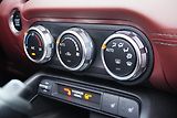 Mazda MX-5 2.0 SKYACTIV-G BOSE Navi - náhled 14